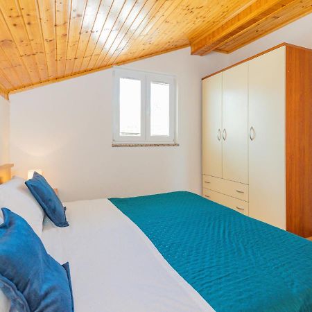 Apartment Maja - SRD420 Maslenica Bagian luar foto